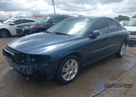 2007 Volvo S60 2.5T z USA, uszkodzony, nr VIN YV1RH592472612213